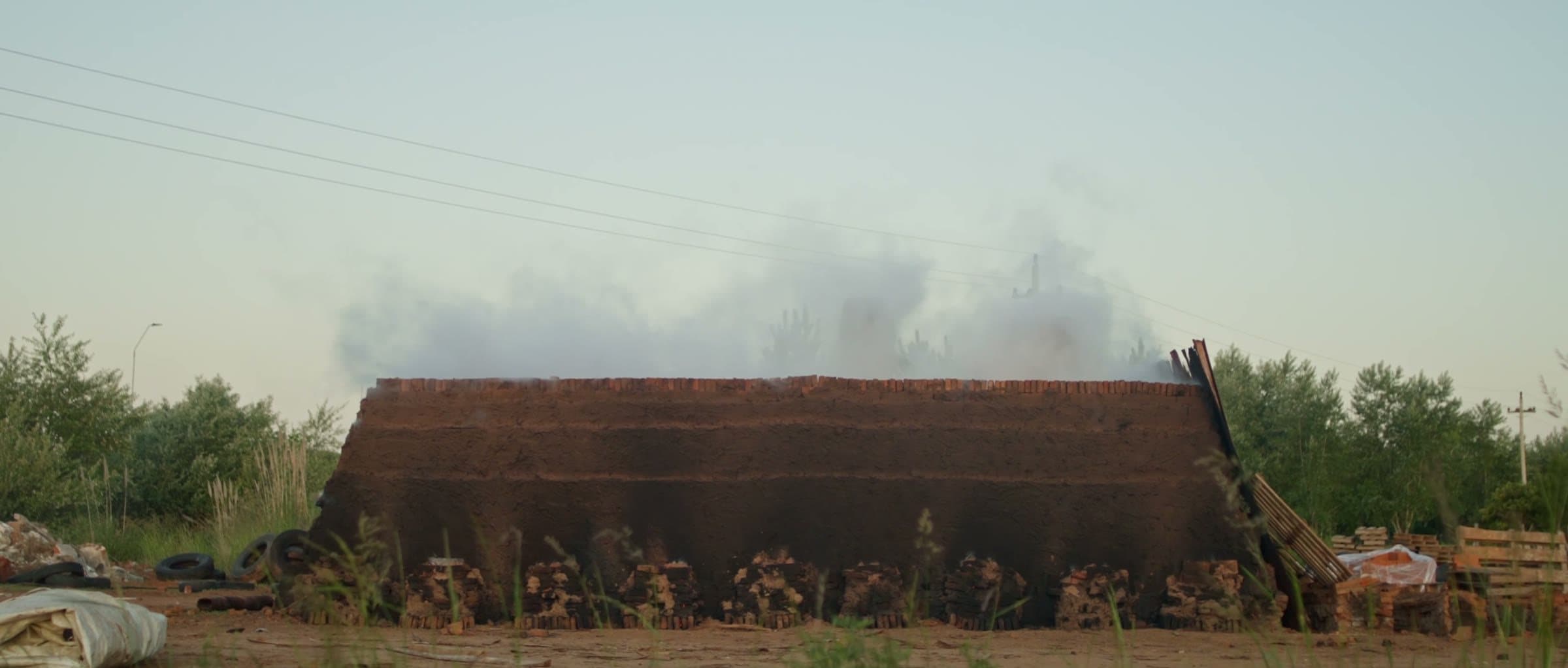 The brick kiln smoking